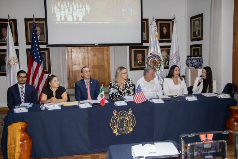 Amelí Gissel Navarro Lepe, Magistrada del Tribunal Electoral del Estado (TEEMICH) se manifestó a favor de la justicia electoral que garantiza y da efectividad a los derechos políticos de los ciudadanos, en este caso de los ciudadanos mexicanos y michoacanos en el exterior; de una justicia inclusiva, con perspectiva ciudadana, garante de las personas, donde se eliminen prejuicios, estereotipos y obstáculos para que puedan acceder a sus derechos en condiciones de equidad y donde se maximicen los derechos políticos de todas las personas.