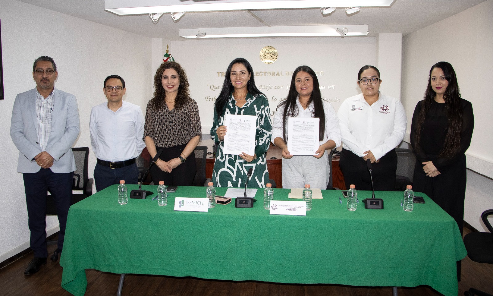 TEEMICH y COEPRENDV firman convenio de colaboración institucional