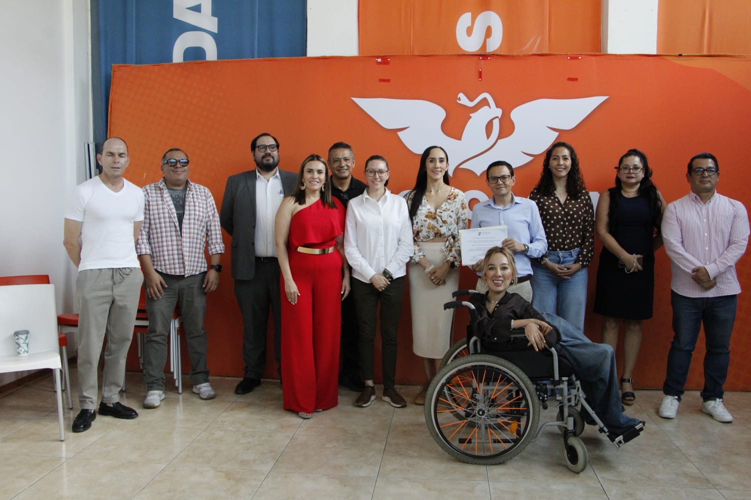 Capacita Magdo. Adrián Hernández Pinedo al Partido Movimiento Ciudadano.
