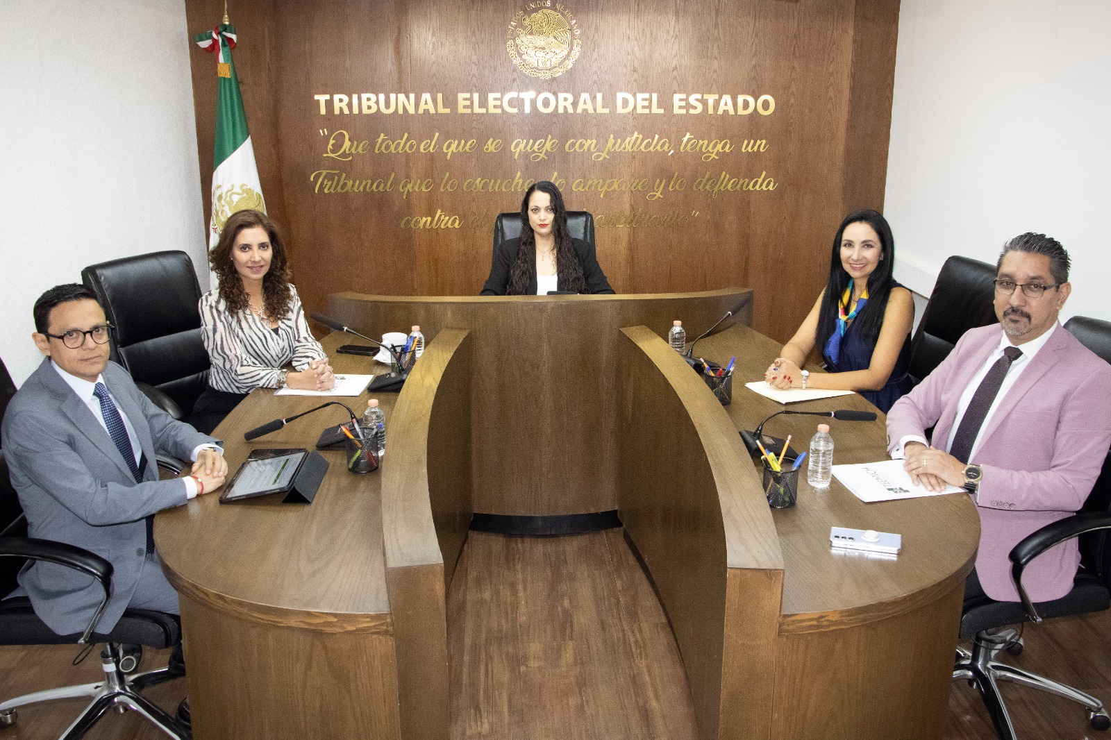 El Tribunal Electoral protege el derecho de petición y confirma determinación sobre medidas cautelares. 
