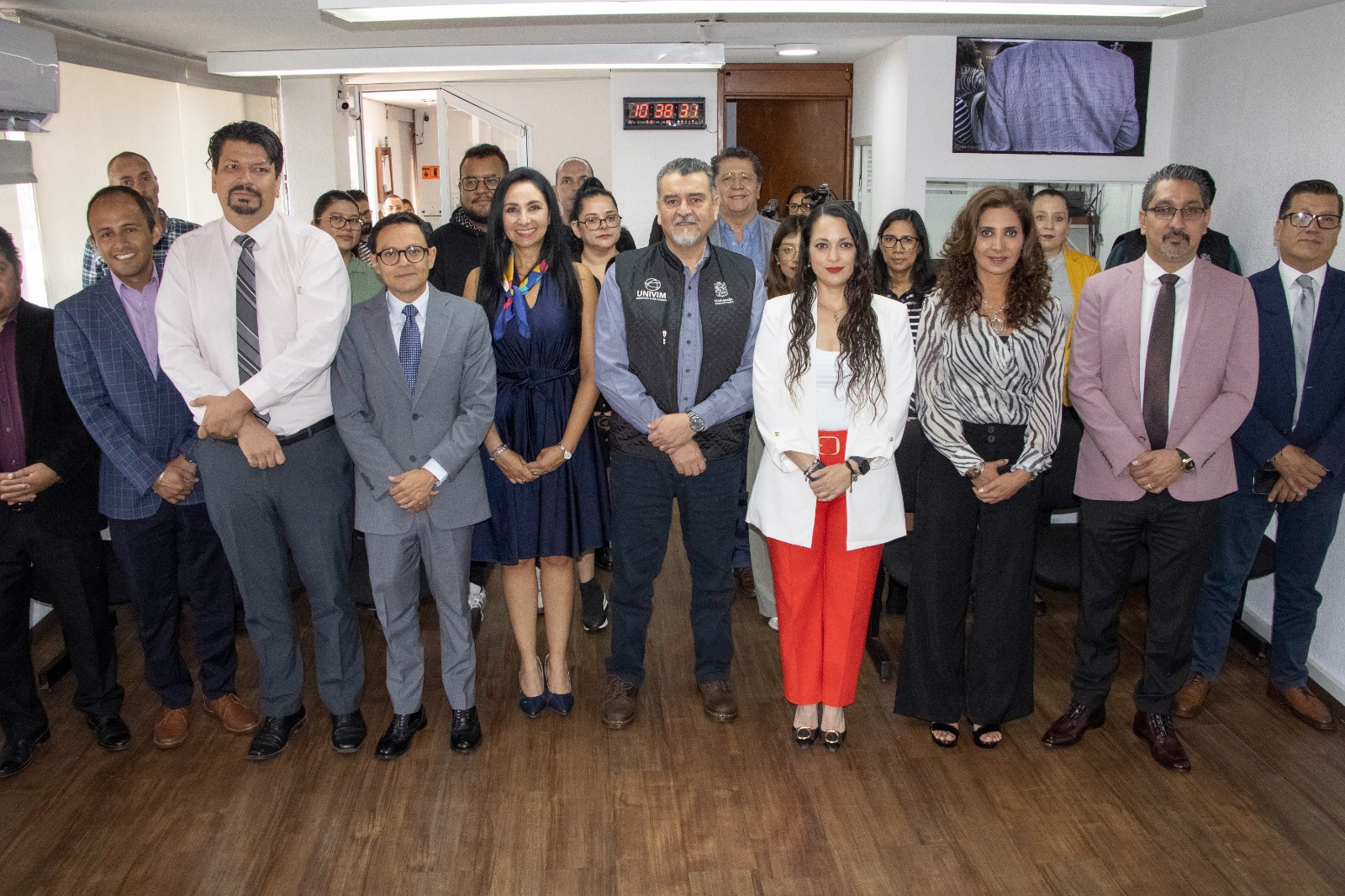 FIRMA CONVENIO INSTITUCIONAL TEEM Y UNIVIM